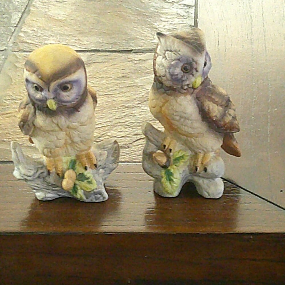 Vintage Lefton Pair of ceramic hand painted owls